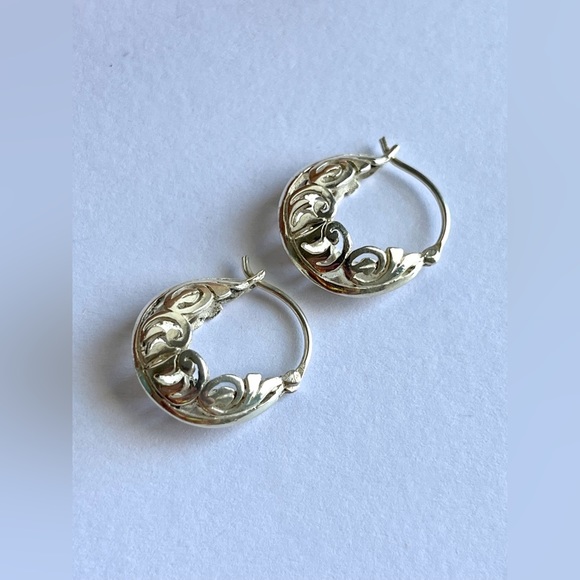 Silpada Sterling Silver Filigree Earrings - Picture 3 of 3